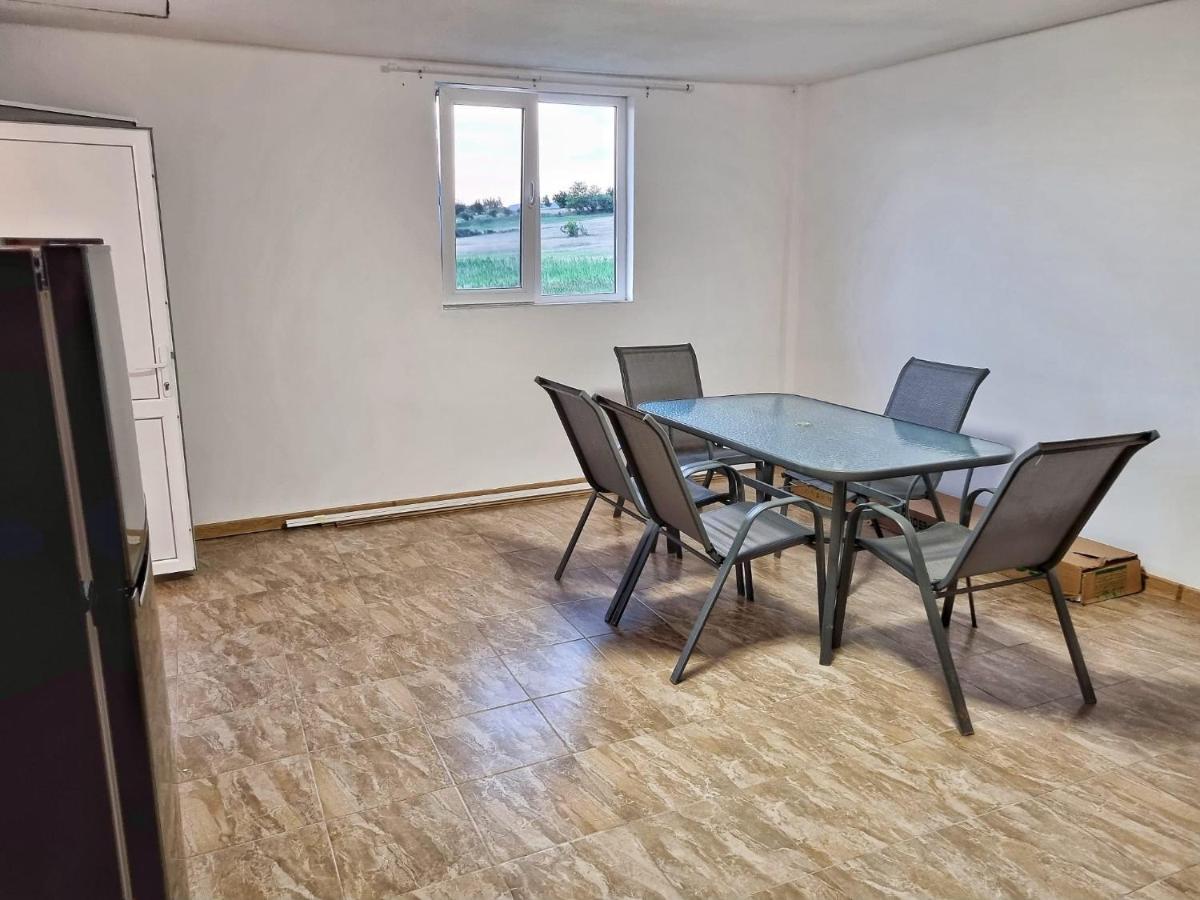 Cabana Varad Coronini Moldova Veche Bagian luar foto