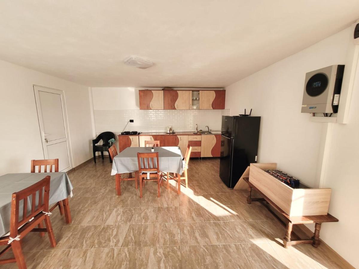 Cabana Varad Coronini Moldova Veche Bagian luar foto