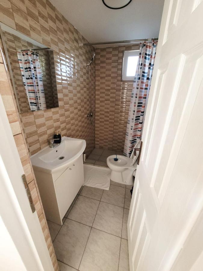 Cabana Varad Coronini Moldova Veche Bagian luar foto
