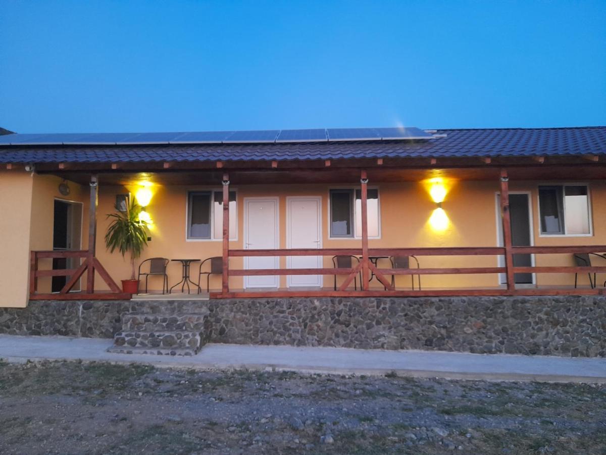 Cabana Varad Coronini Moldova Veche Bagian luar foto